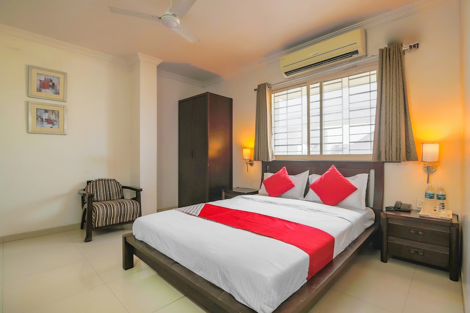 Capital O 28178 Mega Inn, Hospet-II, Hospet