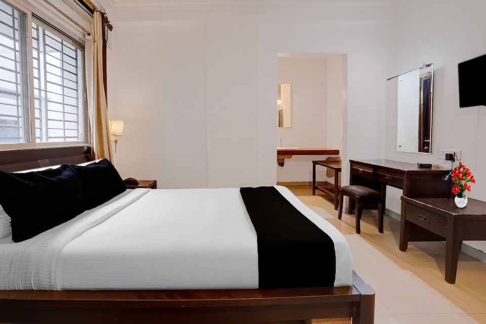Super Collection O Hosepet College Road Formerly Mega Inn, Hospet-II, होसपेट