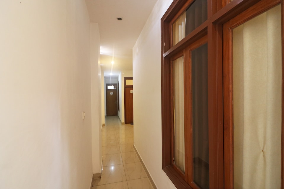 OYO Hotel Corbett Radiance, Ramnagar City, Corbett-Ramnagar