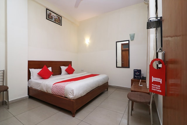 OYO Hotel Corbett Radiance