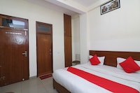 OYO Hotel Corbett Radiance