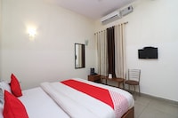 OYO Hotel Corbett Radiance