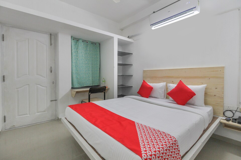 OYO 28223 Sri Sharu Enclave, Sathy Road, Coimbatore