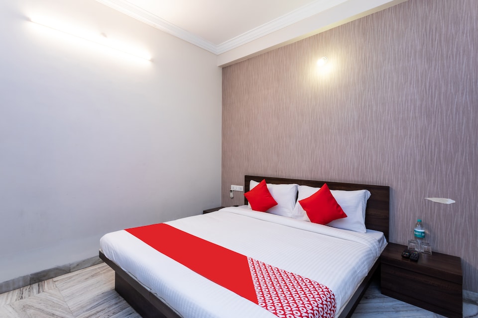 OYO 28226 Hotel Soumya Inn , Vijay Nagar Indore, Indore