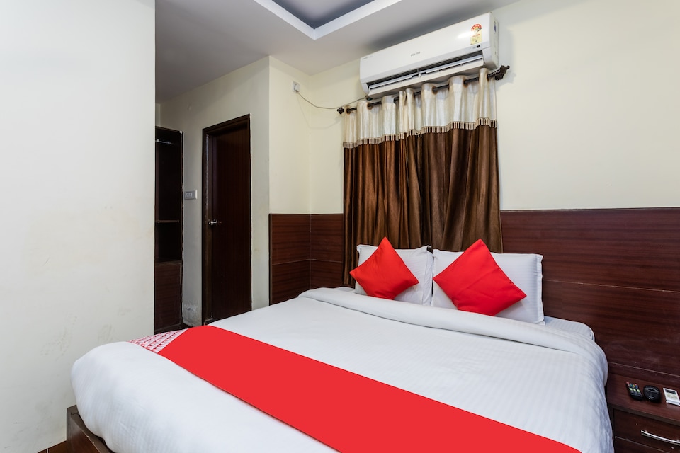OYO 11945 Hotel Glory Palace, Vijay Nagar Indore, Indore
