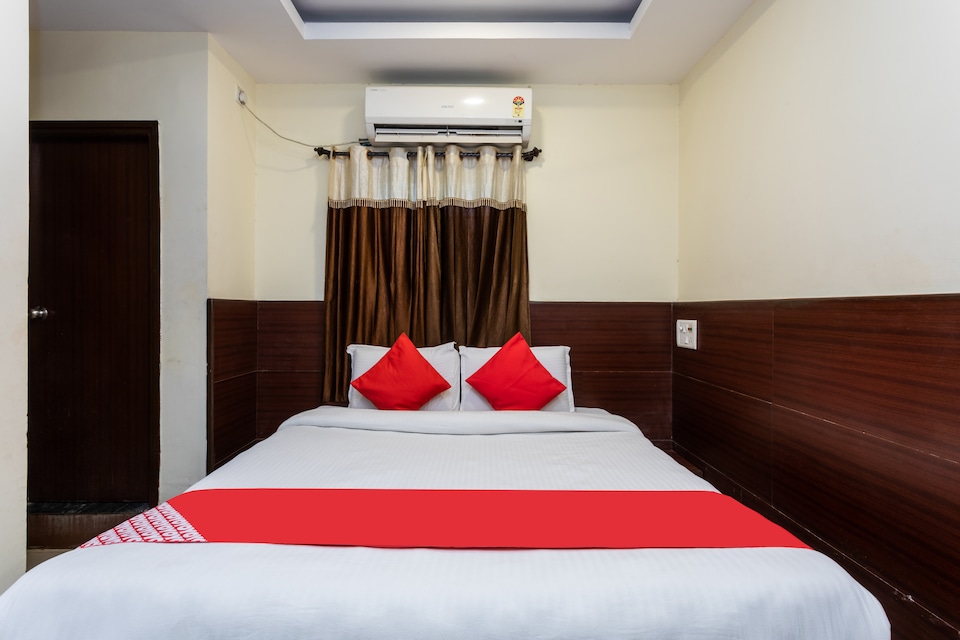 OYO 11945 Hotel Glory Palace, Vijay Nagar Indore, Indore