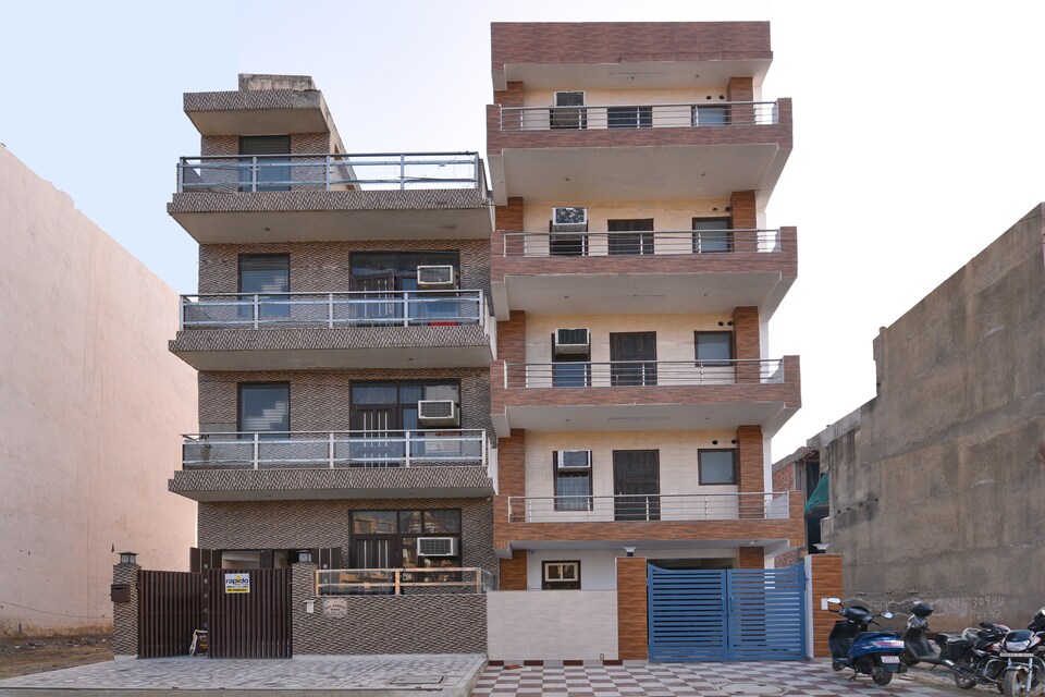 OYO LIFE GRG1226 Sector 46, HUDA CENTRE 1, Gurgaon