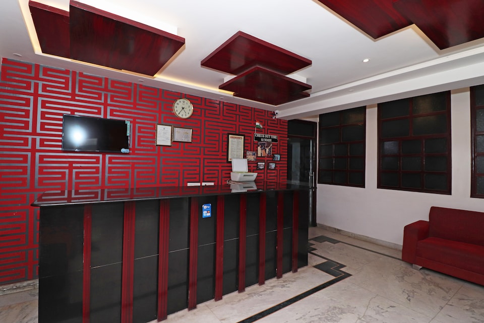 Hotel O D' Seasons, Fatehabad Road, Agra