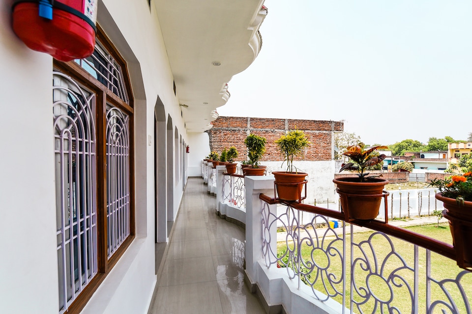 Flagship Prince Paying Guest House, Sarnath Varanasi, Varanasi