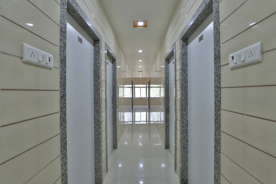 Hotel O Balaji Inn, Manjusar GIDC Savli, Vadodara