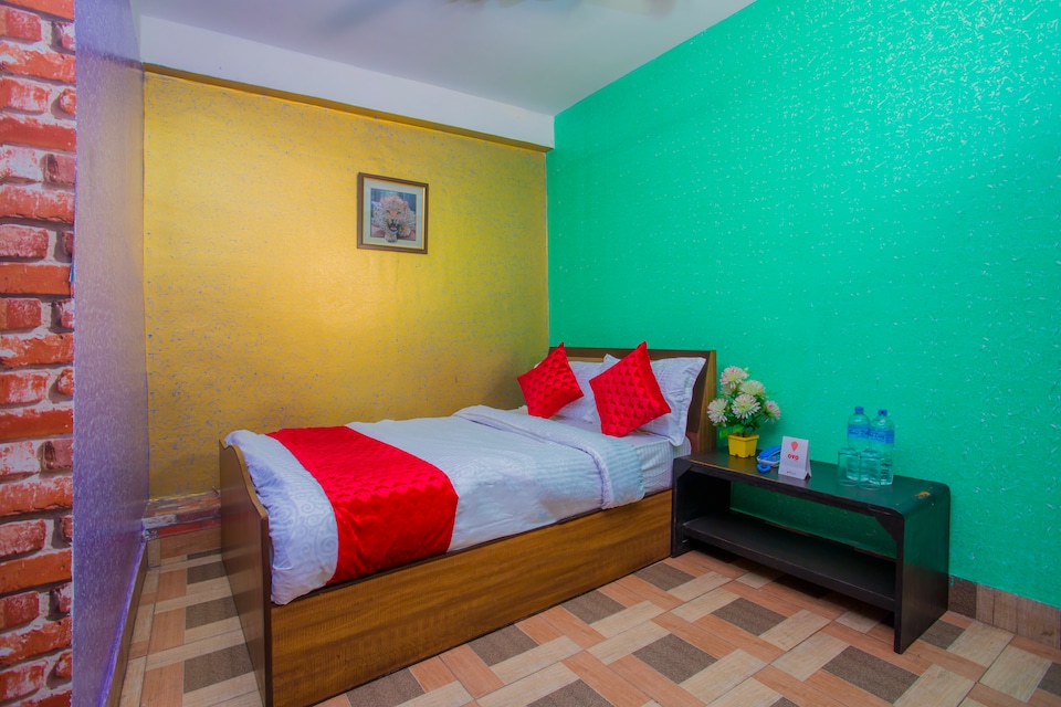 OYO 296  Subine Guest Inn, Koteshwor, Kathmandu