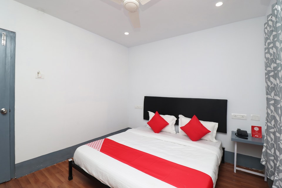 OYO Signature Homes, Khandagiri Bhubaneswar, Bhubaneswar