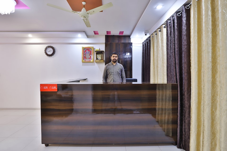 OYO 28270 Maahi Palace, SP Ring Road Nikol-Odhav, Ahmedabad