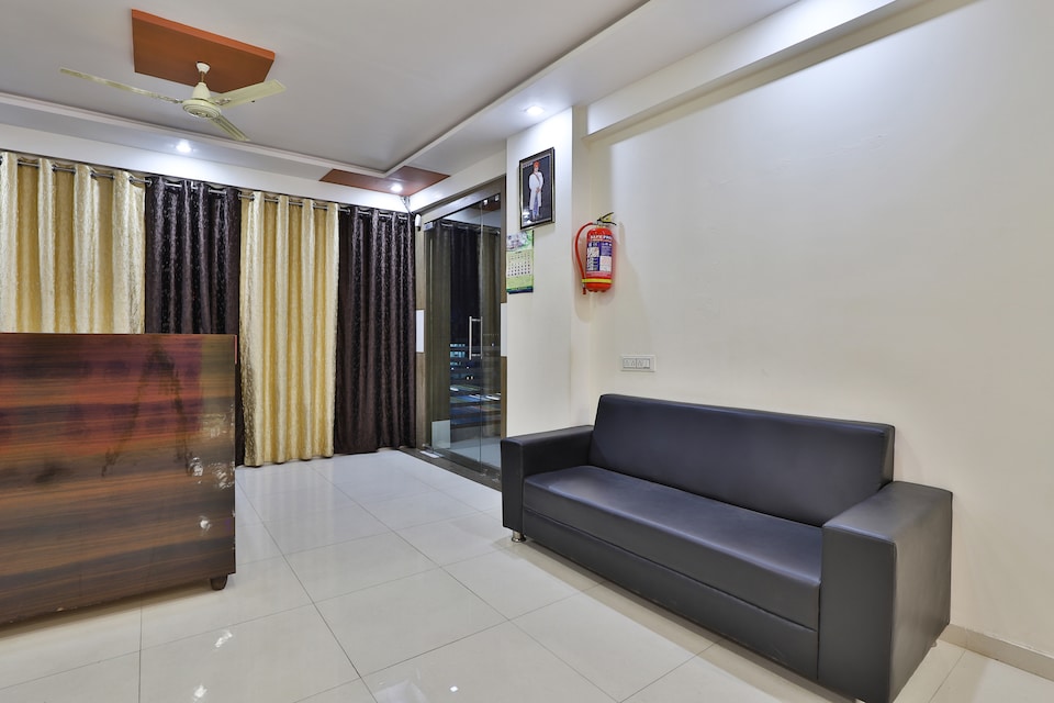 OYO 28270 Maahi Palace, SP Ring Road Nikol-Odhav, Ahmedabad