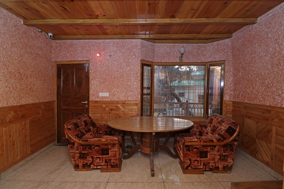 OYO 28279 Swastik Home Stay, Highcourt Nainital, Nainital