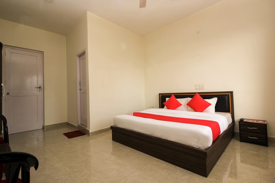 OYO 28284 Gliders Holiday Inn, Bir, Bir