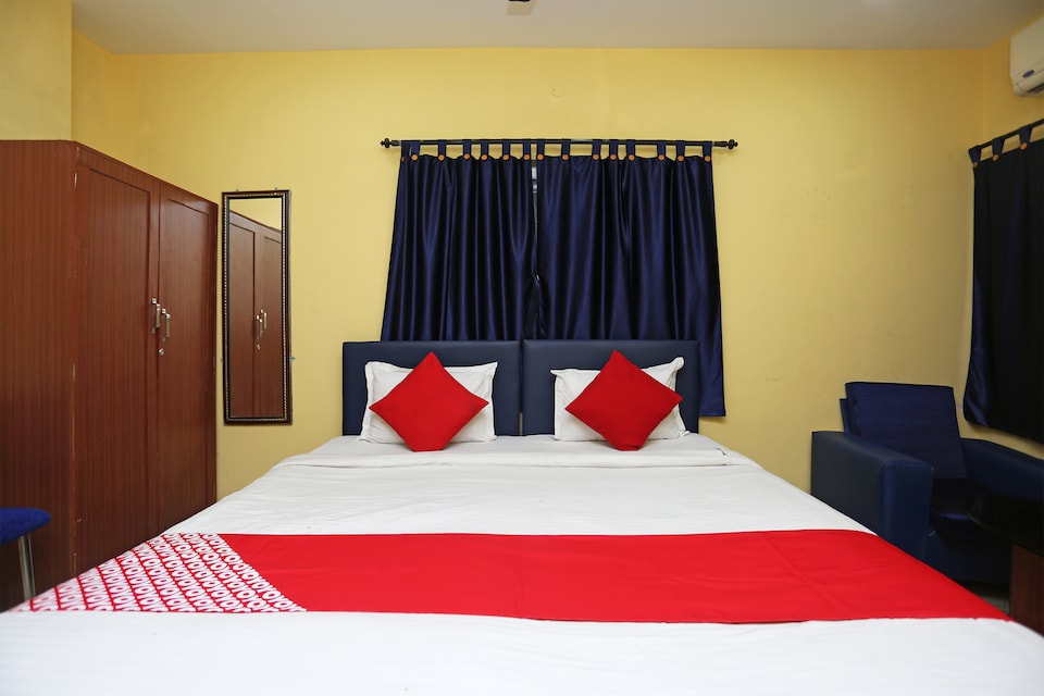OYO 28291 Akash Ganga Stay, Salt Lake Kolkata, Kolkata