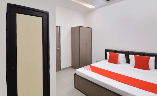 Hotel O Silver Arc Mall Ludhiana Formerly White Solitaire