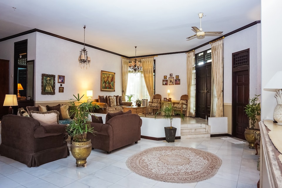 OYO 378 Boutique Hotel Mayang Syariah, Padang, Padang