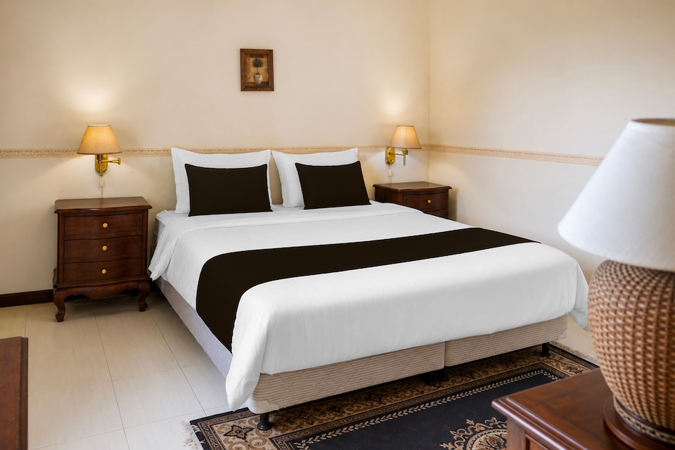 Hotel O near Pantai Padang formerly Boutique Hotel Mayang Syariah, Padang, Padang