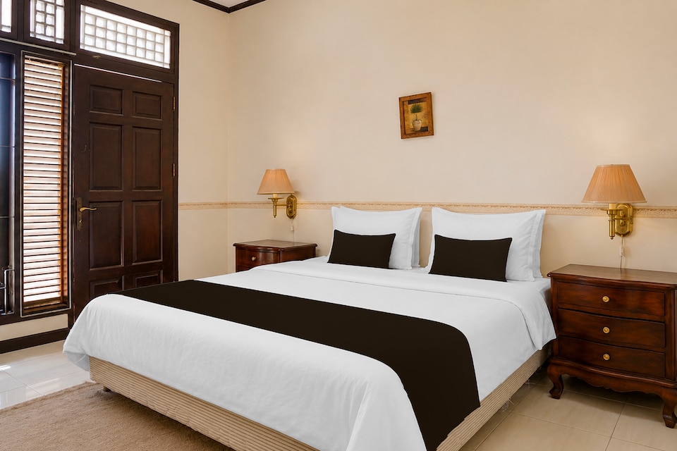 Hotel O near Pantai Padang formerly Boutique Hotel Mayang Syariah, Padang, Padang