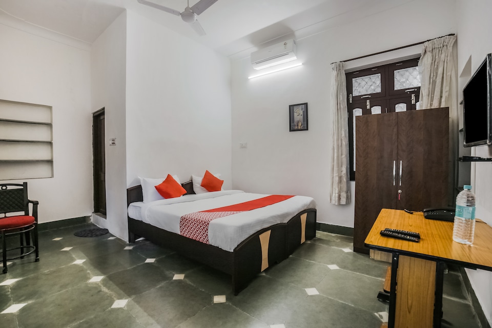 OYO Singhi Villa, Gulab Bagh, Udaipur