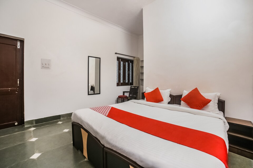 OYO Singhi Villa, Gulab Bagh, Udaipur