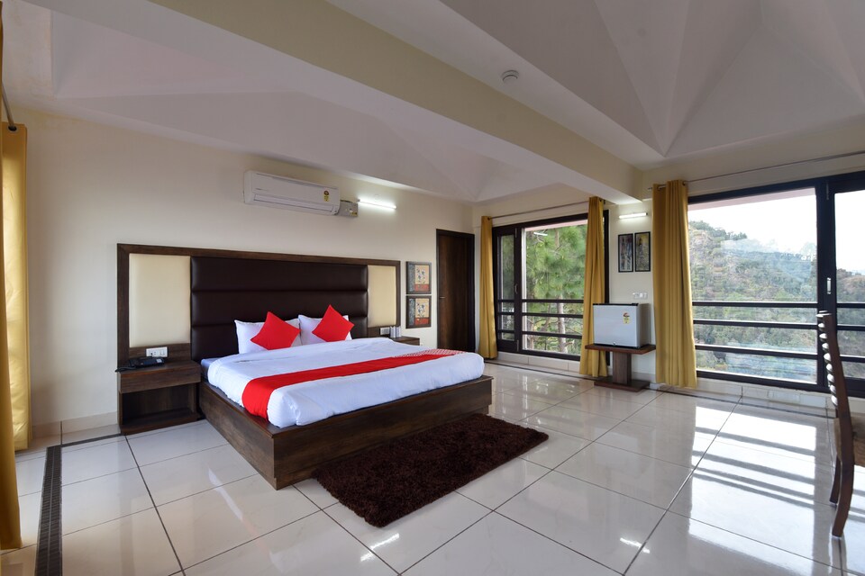 OYO 28323 Aditya Resorts, Solan, Solan
