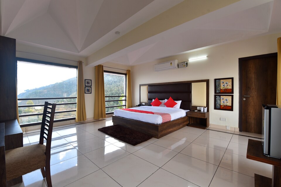 OYO 28323 Aditya Resorts, Solan, Solan