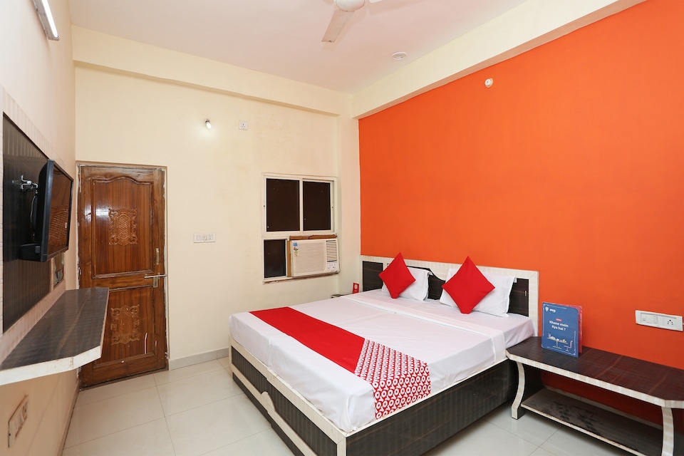 Collection O Shakuntalam, City Centre, Gwalior