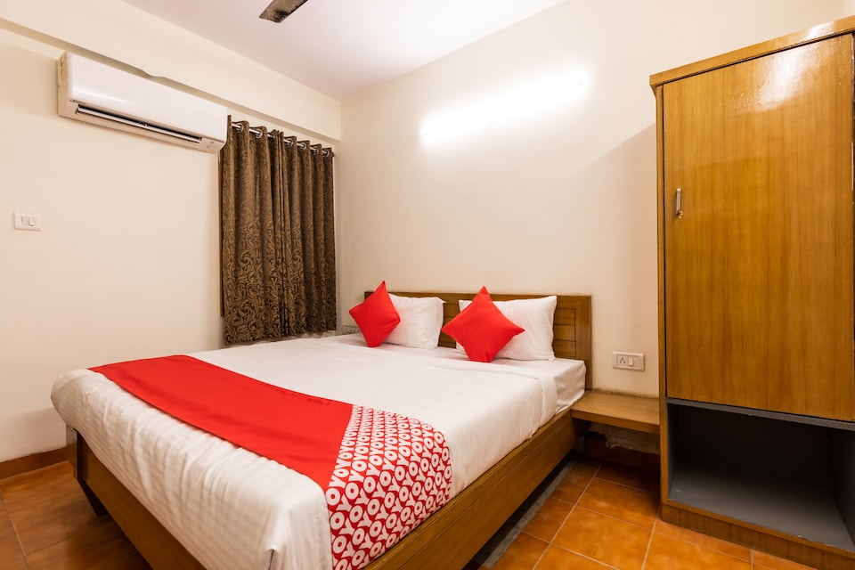 OYO 28360 Hotel Rajdeep, Hoshangabad Road, Bhopal