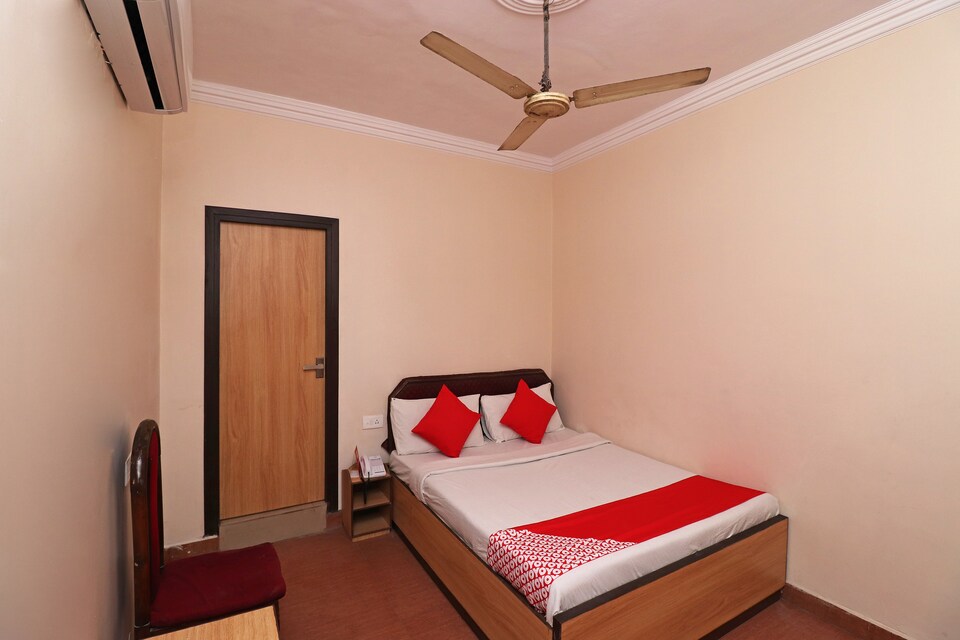 OYO 28375 Hotel Bhagwan Regency, Moradabad, Moradabad