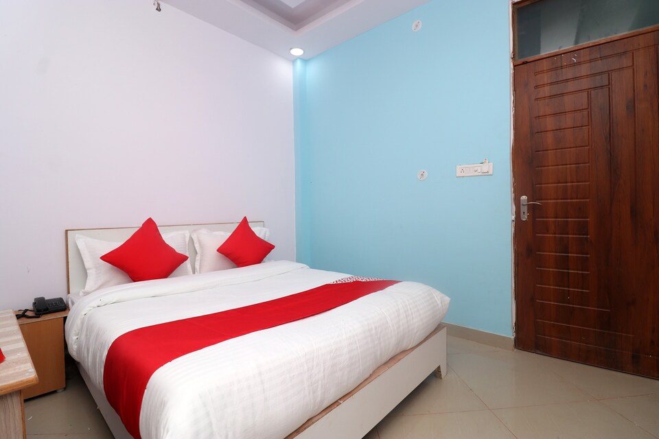 OYO Mohit International 2, Gomti Nagar Lucknow, Lucknow