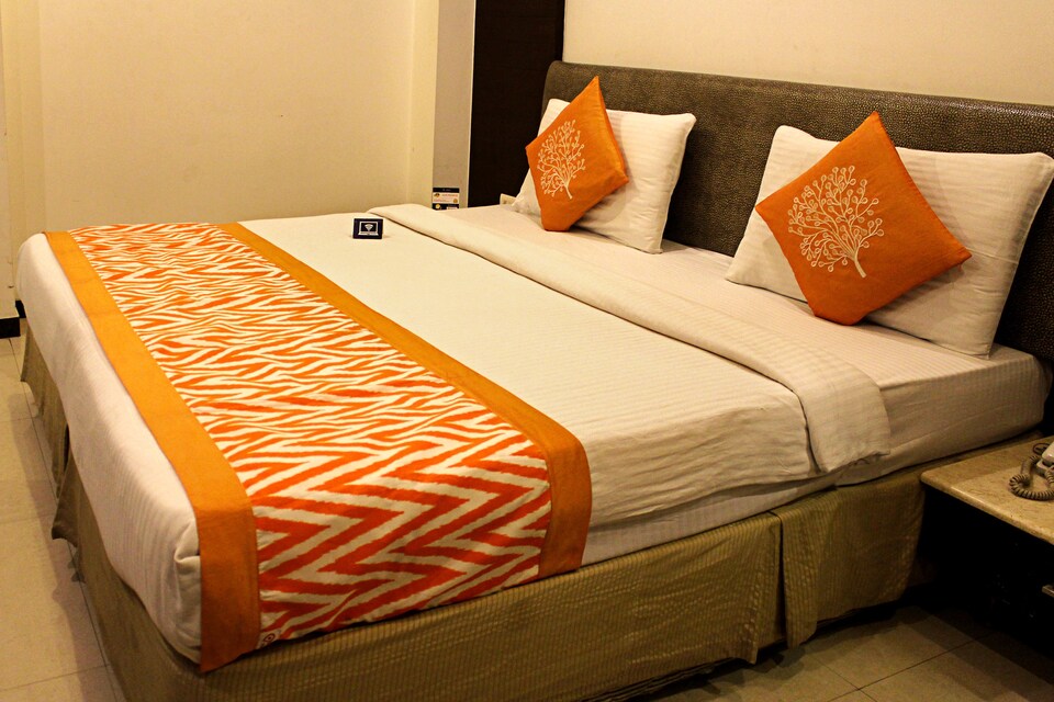 OYO Premium 386 Rajguru Road Paharganj, Paharganj Delhi, Delhi