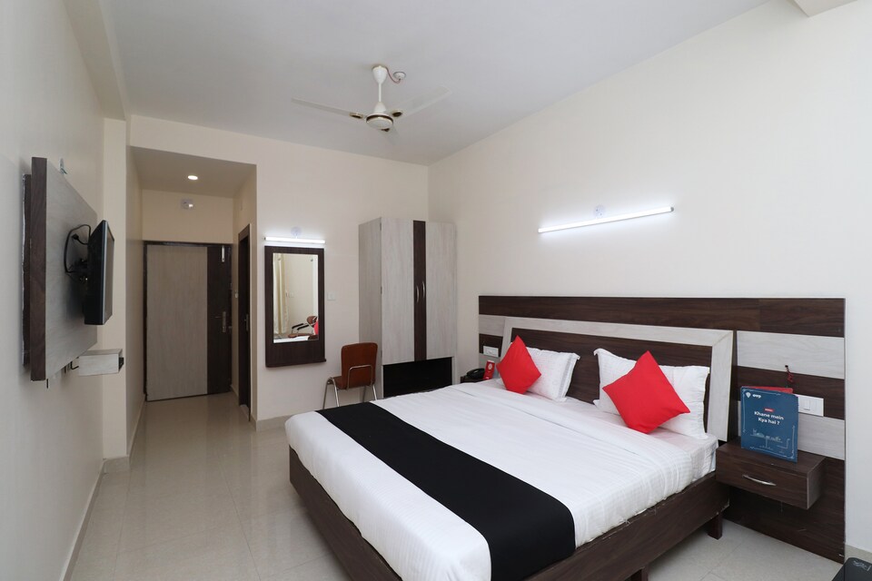 Capital O 28420 The Kanchan Plaza, Bhubaneswar, Bhubaneswar