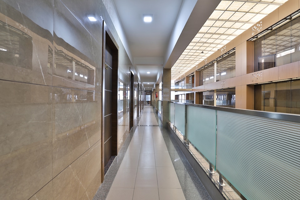 OYO 28429 Hotel Citadel, Textile Market Surat, Surat