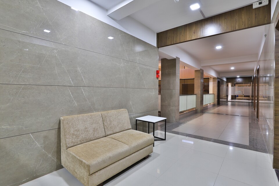 OYO 28429 Hotel Citadel, Textile Market Surat, Surat