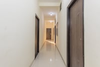 Hotel O HOTEL ROYAL INN