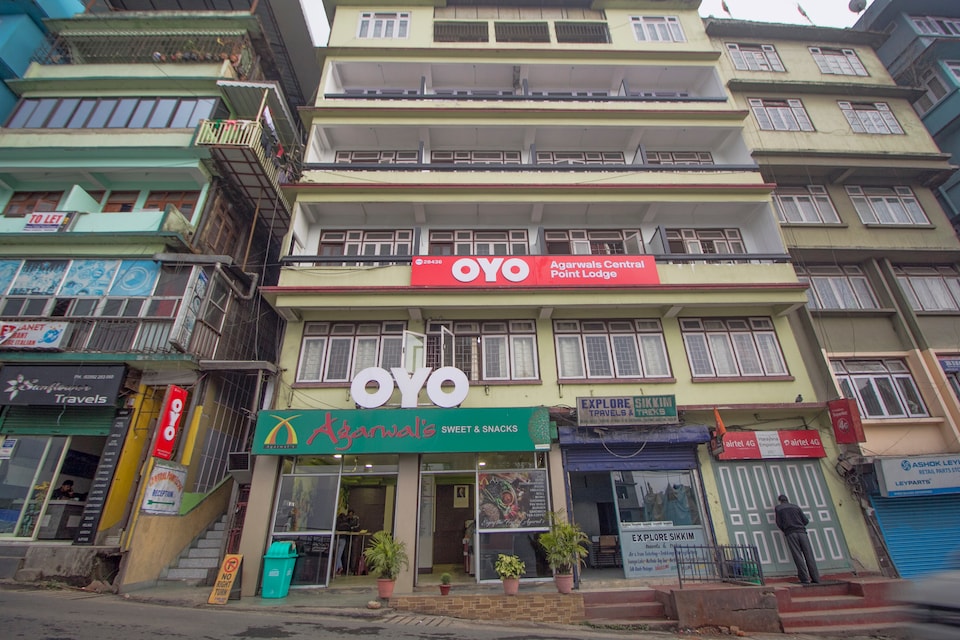 OYO 28436 Agarwals Central Point Lodge, Chandmari Gangtok, Gangtok