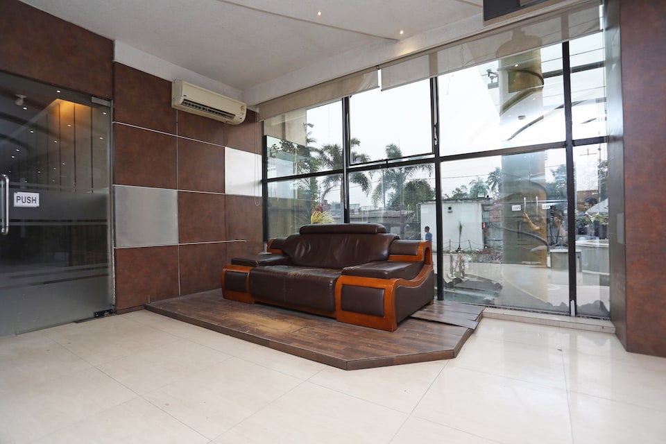 Hotel O River Bay Resort, Behala Kolkata, Kolkata