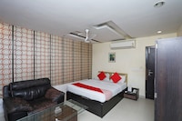 Hotol O River Bay Resort