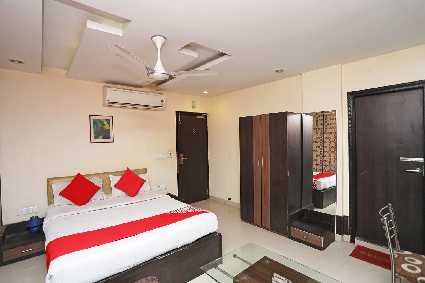 OYO 28439 Skylark Hotel Kolkata Kolkata Hotel Reviews  Photos  Offers
