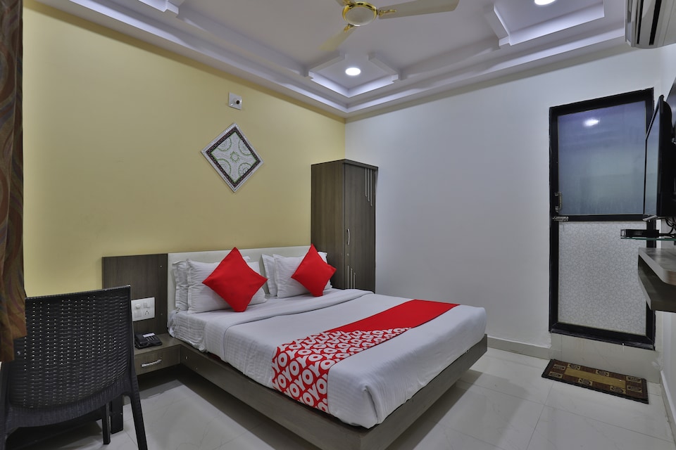 OYO 28441 Hotel Ashirwad, Bhuj, Bhuj