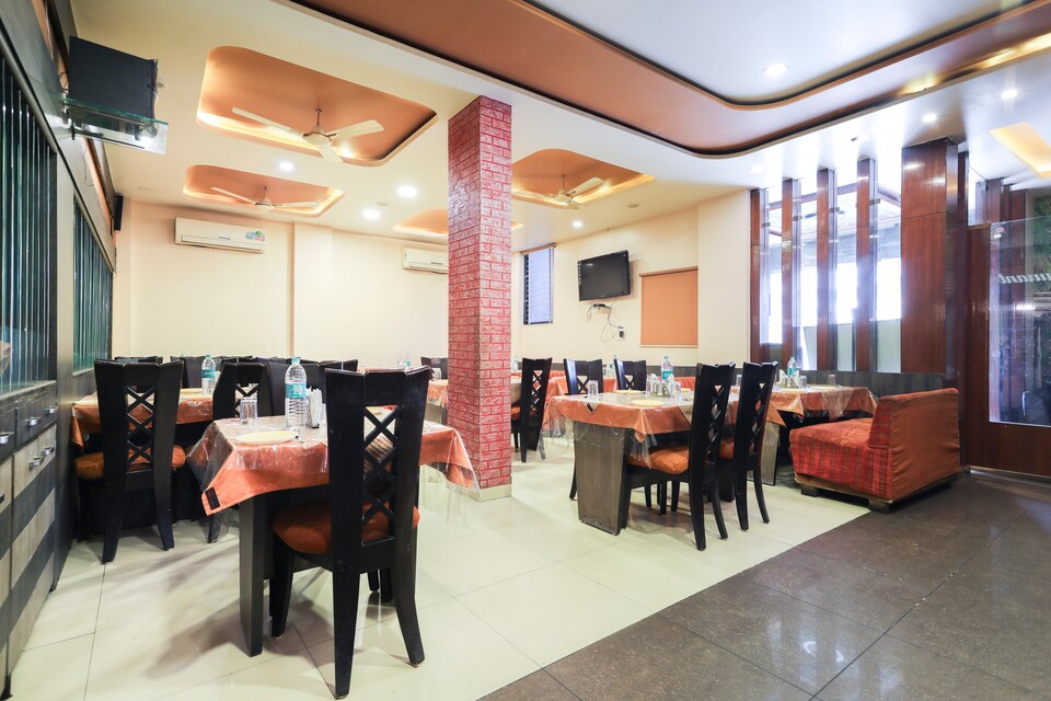 OYO 3341 Hotel Malwa Country, Airport Road - Indore, Indore