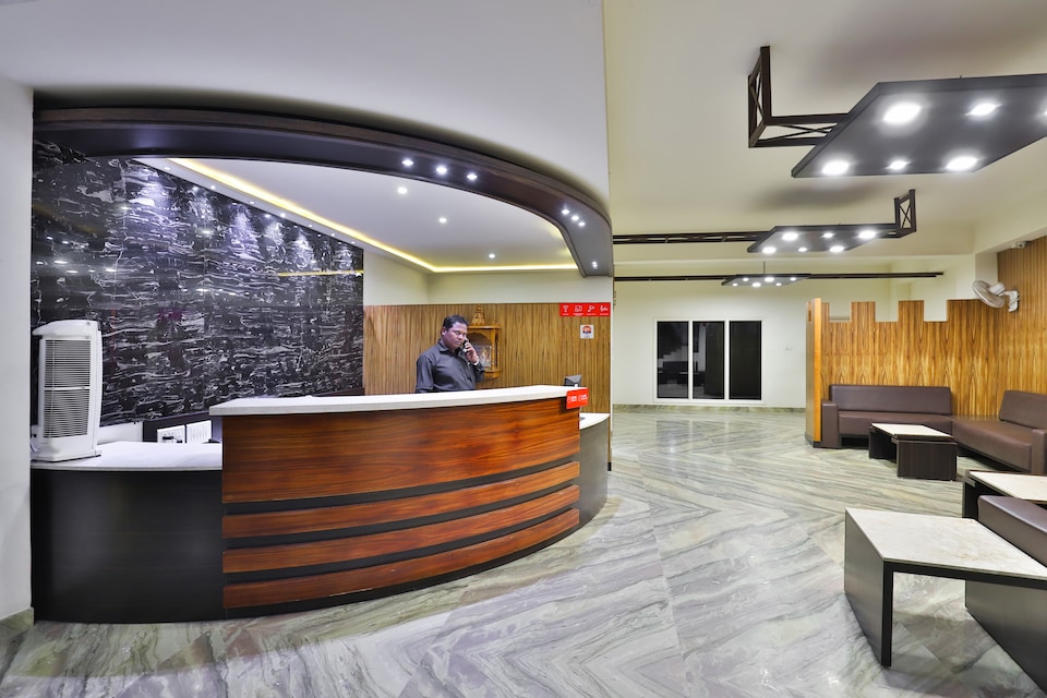 OYO 28448 Tree Top Residency, Bhuj, Bhuj