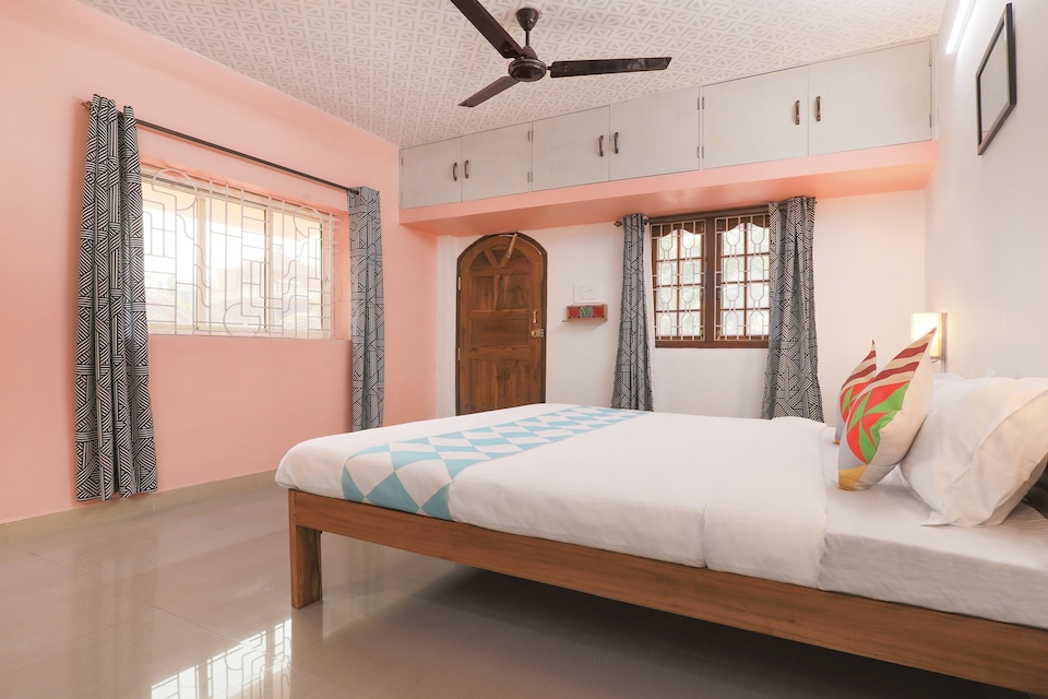 OYO Alluring Studio Nerul Near Candolim Beach, Candolim, Goa