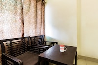 OYO Flagship Red Roof Residency Near ISKCON Temple Noida