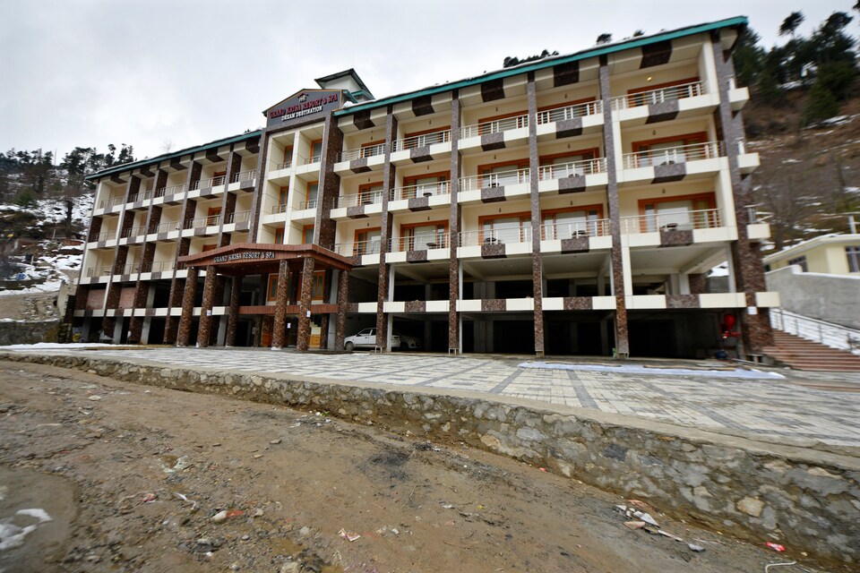 Capital O 28456 Grand Krisa Resort And Spa, NH 21 Manali, Manali