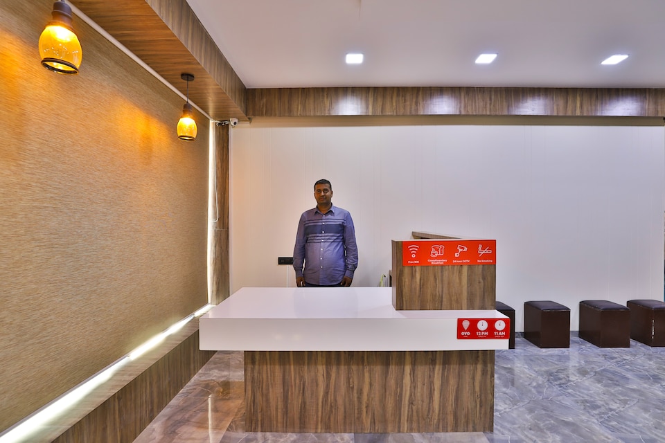 OYO 28466 Hotel Happy Heaven, Airport Surat, Surat