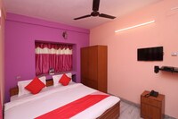 OYO Golden Rock Inn Near Birla Mandir